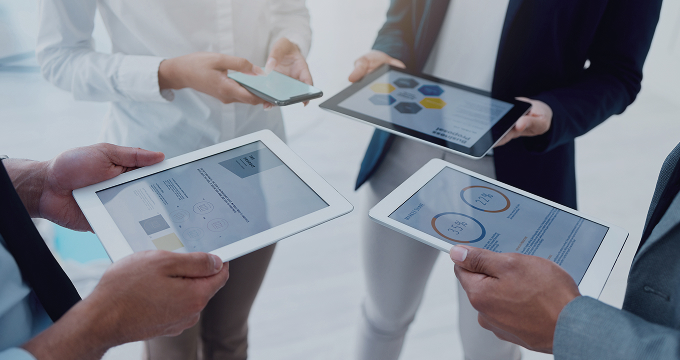 Agencies with proprietary platforms