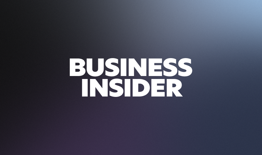 Innowise prezentuje hybrydowy model rozwoju oprogramowania, łączący AI z ludzką wiedzą i doświadczeniem.