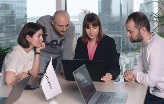 AI integration services for diagnostics, clinical intelligence, data management, and drug discovery.