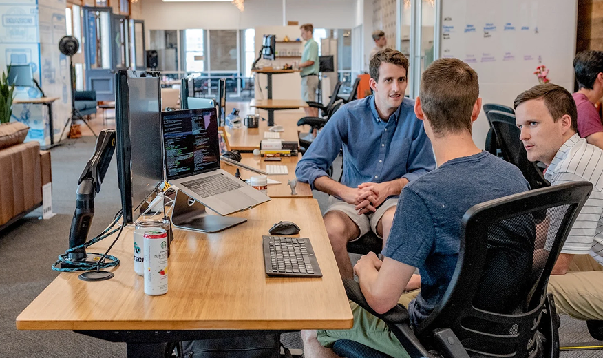 Innowise wyróżniony przez The Manifest za doskonałość w zakresie zwiększania liczby pracowników