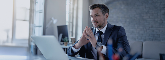 Tech consultant providing expert guidance to help clients navigate the complexities of super app development